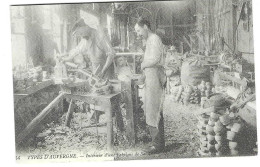 Auvergne Intérieur D'une Fabrique De Sabots - Autres & Non Classés