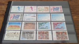 REF A4410  FRANCE NEUF** SERVICE BLOC - Collections