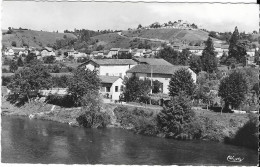 IGUERANDE - La Loire Et Le Bourg - Autres & Non Classés