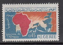 Argelia - Correo Yvert 386 ** Mnh - Algerien (1962-...)