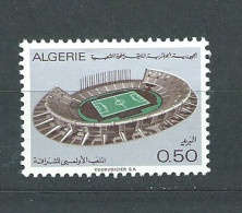 Argelia - Correo Yvert 554 ** Mnh  Estadio Olimpico - Algérie (1962-...)