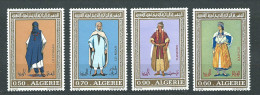 Argelia - Correo Yvert 557/60 ** Mnh  Trajes Regionales - Argelia (1962-...)