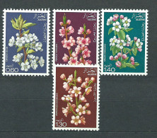 Argelia - Correo Yvert 679/82 ** Mnh  Flores - Algérie (1962-...)