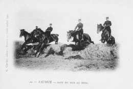 CPA - Saumur - Saut Du Mur Au Breil - Manovre