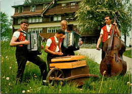 24-5-2024 (6 Z 8) Switzerland - Folklore Music - Música