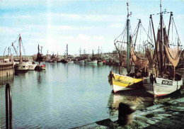 73978407 Norddeich__Norden_Nordseebad Hafen Fischkutter - Autres & Non Classés