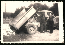 Fotografie Lastwagen Kipper, LKW-Kipper Mit Aufschrift IR Um 1951  - Automobiles