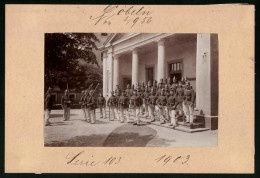 Fotografie Brück & Sohn Meissen, Ansicht Döbeln, Wache Des 11. Königlich Sächsischen Infanterie-Regiment Nr. 139  - Orte