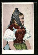 AK Schöne Schwarzwälderin In Eleganter Tracht  - Costumes
