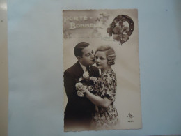 FRANCE POSTCARDS  WOMENS AND MEN SANS AMOUR  1933 - Frauen