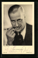 AK Schauspieler Carl Ludwig Diehl Raucht Eine Zigarette, Autograph  - Actores