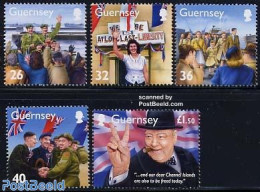 Guernsey 2005 Memories Of World War II 5v, Mint NH, History - Transport - Various - Churchill - Flags - Militarism - W.. - Sir Winston Churchill