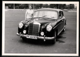 Fotografie Auto Mercedes Benz, Limousine Mit Kfz-Kennzeichen Pforzheim Am Messedamm In Berlin  - Cars