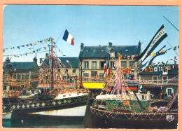 Ppgf/ CPSM Grand Format - CALVADOS - PORT EN BESSIN - BATEAUX PAVOISÉS - BÉNÉDICTION DE LA MER - Port-en-Bessin-Huppain