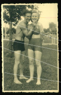 Orig.Foto AK 1943 Portrait Junge & Mädchen Bademode, Schwimmbad, Sweet Girl & Boy, Swimming Pool, Beach Fashion, Lovers - Anonymous Persons