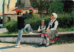 Folklore - Costumes - La Bastide-Clairence - Groupe Folklorique Esperantza - Enfants - CPM - Voir Scans Recto-Verso - Kostums