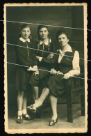 Orig. Foto AK 40er Jahre Portrait Süße Mädchen & Mutter, Zöpfe, Sweet Girls With Long Pigtails, Teenager, Siblings - Anonymous Persons