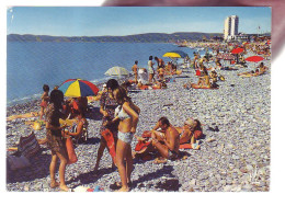 06 - SAINT-LAURENT-du-VAR - LA PLAGE - ANIMÉE - 19531 - Saint-Laurent-du-Var