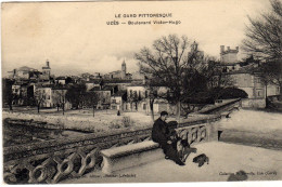 Uzes Boulevard Victor Hugo - Uzès