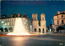 32 - Auch - Le Jet D'eau Et La Basilique Sainte-Marie Vus De Nuit - Carte Dentelée - CPSM Grand Format - Voir Scans Rect - Auch