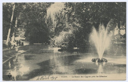 Vichy, Le Bassin Des Cygnes Près Les Célestins (lt 10) - Vichy