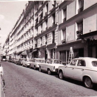 Photo Originale - 1968 - PARIS XI - 4 Rue Rochebrune -face Au Square - Boucher/merciere/serrurier Toujours Présents - Lugares