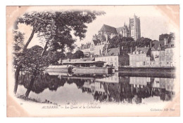 AUXERRE Le Quai Et La Cathédrale - Auxerre