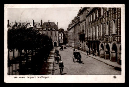75 - PARIS 4EME - PLACE DES VOSGES - EDITEUR MARQUE ROSE - Arrondissement: 04