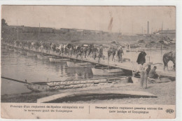 Compiègne - Passage D'un Régiment De Spahis Sénégalais Sur Le Pont - Compiegne