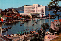 CPM - ISTANBUL - Baie De Tarabya - Hôtel … - Turkije