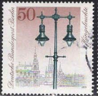 Berlin Poste Obl Yv:565 Mi:605 Hängeleuchte Reverbère à Gaz (cachet Rond) - Usati