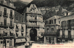 CPA 65- CAUTERETS (Hautes Pyrénées) - 276. Place St-Martin Et Hôtel Du Parc (attelage) - Cauterets