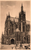 CPA 57 - METZ (Moselle) - 128. La Cathédrale Vue De La Place D'Armes - Metz