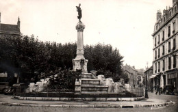 CPSM PF 25 - BESANCON (Doubs) - Place Flore - Besancon