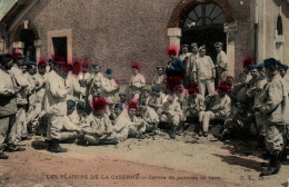 CPA Militaria - Les Plaisirs De La Caserne - Corvée De Pommes De Terre - Regiments