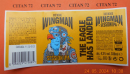 1  ETIQUETTE  De   BIERE  BRASSERIE  WINGMAN  THE  EAGLE  HAS  LANDED  IPA  330 ML - Bier