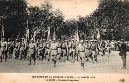 CPA Militaria - Fêtes De La Victoire à Paris - 14 Juillet 1919 - Le Défilé - Troupes Françaises - Guerra 1914-18