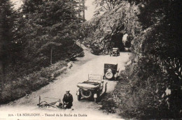 CPA 88 - LA SCHLUCHT (Vosges) - 931. Tunnel De La Roche Du Diable (voitures) - Andere & Zonder Classificatie