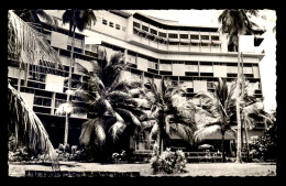 CAMEROUN - DOUALA - L'HOTEL DES COCOTIERS - Camerun