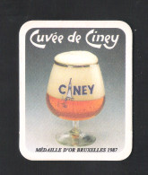 Bierviltjes - Sous-bock - Bierdeckel  CINEY - Cuvée De Ciney - Médaille D'or Bruxelles 1987  (B 213) - Sous-bocks