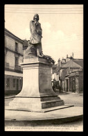 37 - LOCHES - STATUE DE F. SICARD A ALFRED DE VIGNY, POETE - Loches