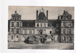 CPA - 77 - N°15 - Palais De Fontainebleau - L'Escalier Du Fer-à-Cheval - Non Circulée - Fontainebleau