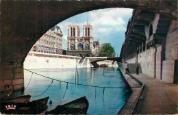 Postcard France Paris Bridge Notre Dame - Autres Monuments, édifices