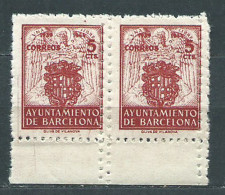 Barcelona Variedades 1944 Edifil 55ddv ** Mnh Pareja Horizontal Con Dentado Dobl - Barcelone