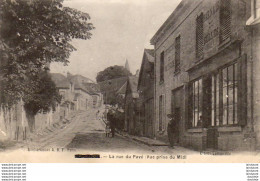 D02  BEAURIEUX  La Rue Du Pavé Vue Prise Du Midi  ....... Légende Masquée Pour Censure - Sonstige & Ohne Zuordnung