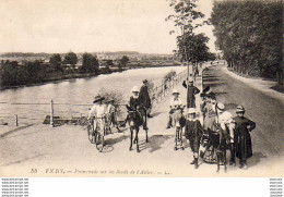 D03  VICHY  Promenade ( à Ânes ) Sur Les Bords De L'Allier - Vichy