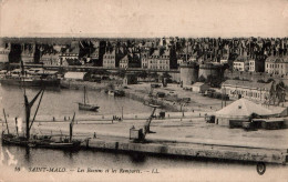 Bassins Et Remparts - Saint Malo