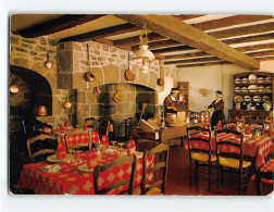 SALERS : Hôtel Restaurant Des Remparts - état - Autres & Non Classés