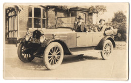 Fotografie Auto Studebaker, Gentlemen Im Offenen Reisewagen, Kennzeichen XK-2831  - Auto's