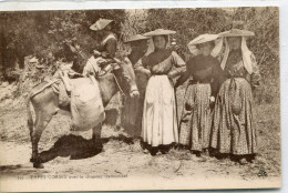 -2A - CORSE- Types Corses Avec Le Chapeau Traditionnel - Mercados